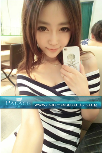 Girls in Shanghai